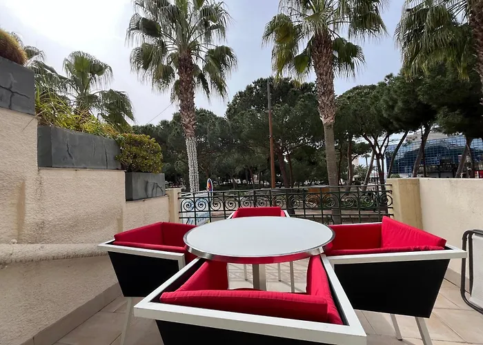 Appartement Sur La Pinede A Juan Les Pins